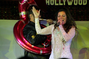 Diana Reyes Tour Pics-0012